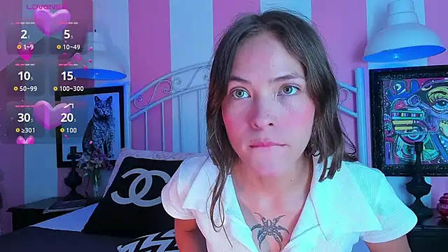 Snapshot of Liah_Grey8 chatting on 02-18-25, 08:47 Liah Grey8 online show from 02-18-25, 08:47