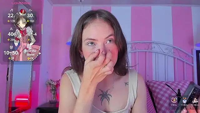 Snapshot of Liah_Grey8 chatting on 10-17-25, 09:06 Liah Grey8 online show from 10-17-25, 09:06