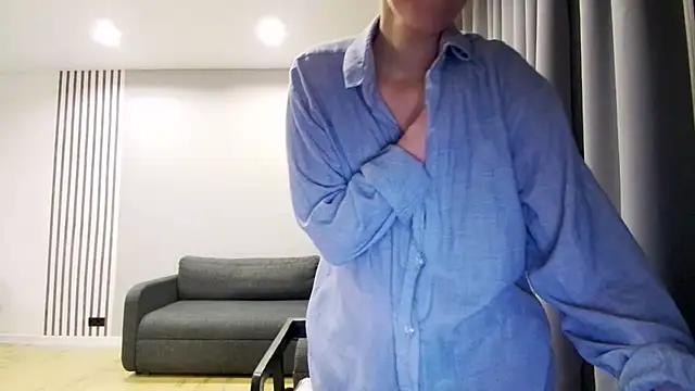 Daniella Lorente online show from 12-20-24, 03:14