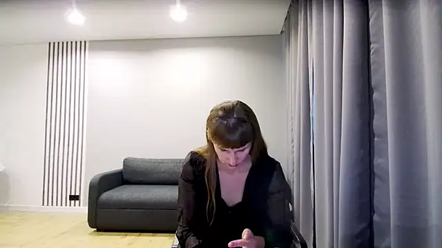 Daniella Lorente online show from 01-11-25, 08:43