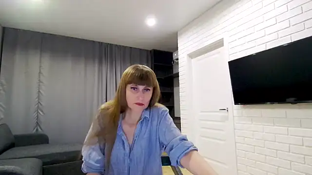 Daniella Lorente online show from 10-21-25, 09:37