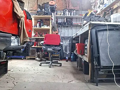 Snapshot of Frankdick01 chatting on 11-06-25, 06:47 Frankdick01 online show from 11-06-25, 06:47