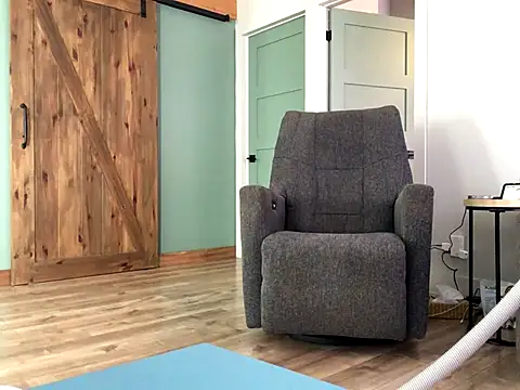 Snapshot of Frankdick01 chatting on 11-16-25, 03:39 Frankdick01 online show from 11-16-25, 03:39