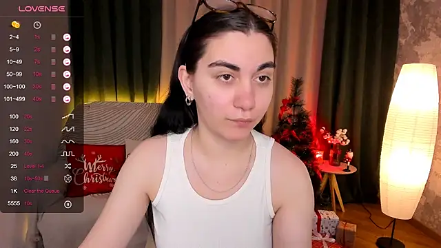 hannacheekss  online show from 12-28-24, 02:01