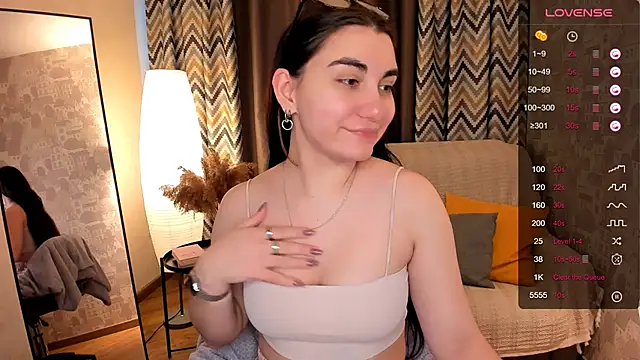 hannacheekss  online show from 02-24-25, 05:22