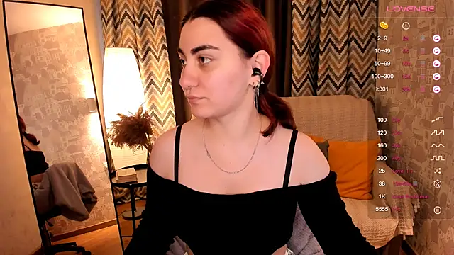 hannacheekss  online show from 09-11-25, 02:11