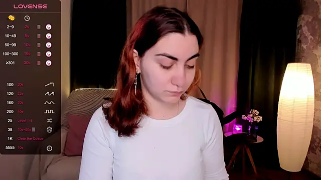 hannacheekss  online show from 09-30-25, 02:05