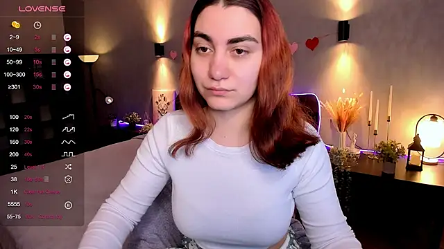 hannacheekss  online show from 10-07-25, 02:09