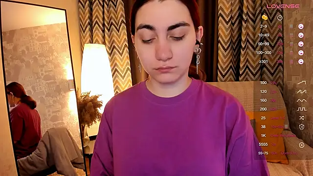 hannacheekss  online show from 10-08-25, 02:09