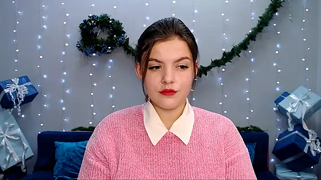 Snapshot of showmeparadise chatting on 12-12-24, 09:08 showmeparadise online show from 12-12-24, 09:08