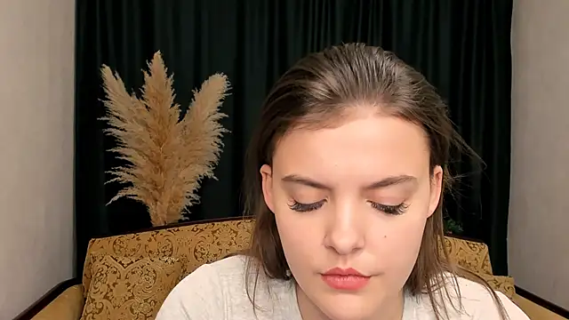 Snapshot of showmeparadise chatting on 02-03-25, 12:47 showmeparadise online show from 02-03-25, 12:47