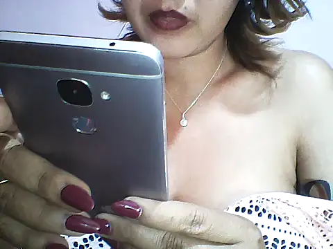 layanah12 online show from 12-01-24, 06:19