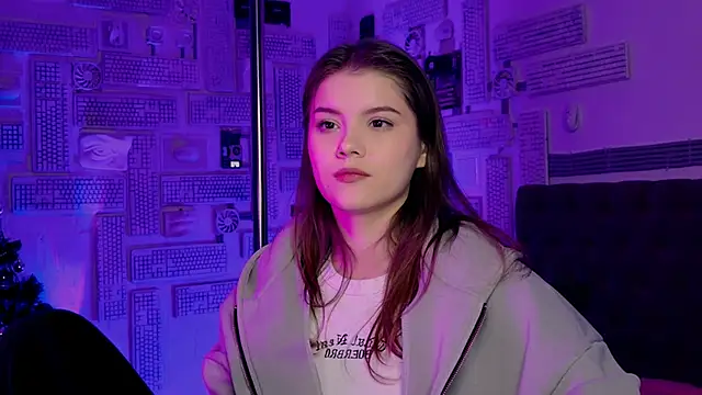 EvaThopson online show from 01-31-25, 03:22