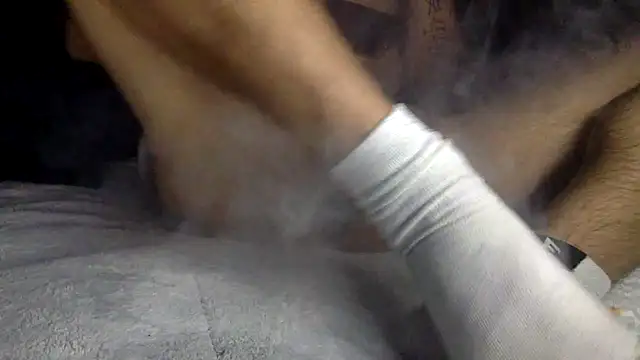 Snapshot of Hxnsovrgon chatting on 03-28-26, 11:43 Hxnsovrgon online show from 03-28-26, 11:43
