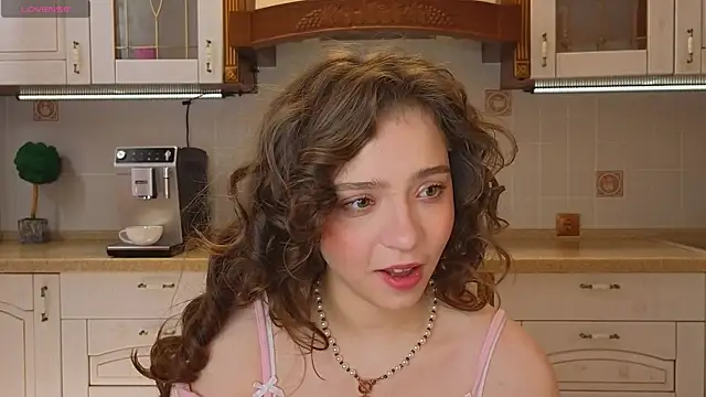 Snapshot of KellyAdderiy chatting on 02-28-25, 03:59 KellyAdderiy online show from 02-28-25, 03:59