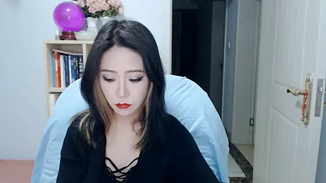 Snapshot of SuSushi728 chatting on 05-01-26, 03:49 SuSushi728 online show from 05-01-26, 03:49