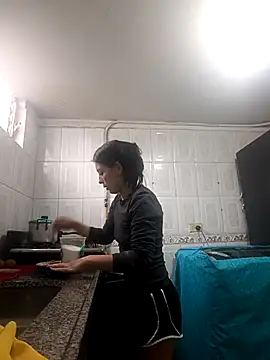 Snapshot of Tefannyy_ chatting on 03-04-25, 07:01 Tefannyy online show from 03-04-25, 07:01