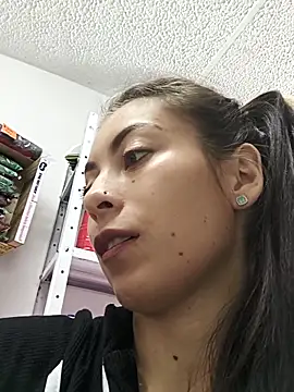 Snapshot of Tefannyy_ chatting on 09-26-25, 03:49 Tefannyy online show from 09-26-25, 03:49