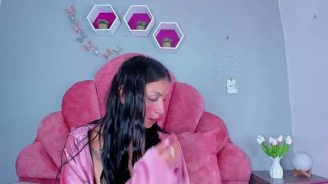 Snapshot of ChanelAdamss_ chatting on 01-28-25, 01:50 ChanelAdamss online show from 01-28-25, 01:50