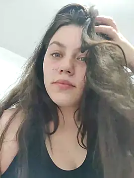 leeya lee online show from 02-24-25, 02:08