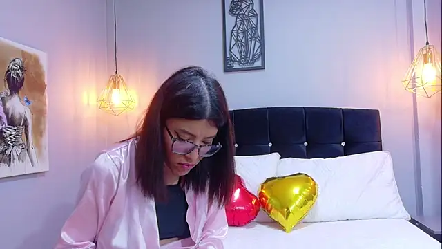  lucysmith online show from 10-23-25, 03:28