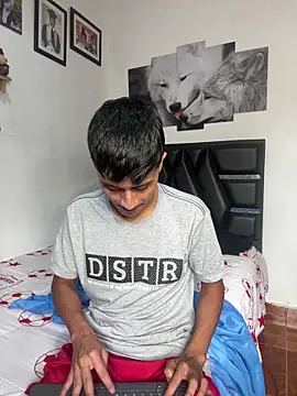 The  Rodriguez online show from 12-17-25, 04:35