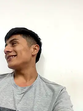 The  Rodriguez online show from 12-23-25, 07:39