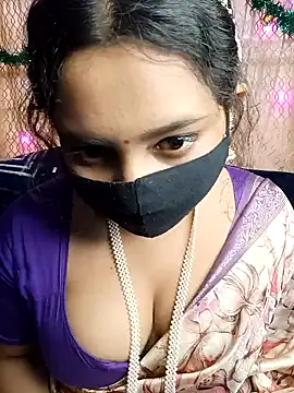Snapshot of Deshi_Chori chatting on 01-15-25, 02:49 Deshi Chori online show from 01-15-25, 02:49