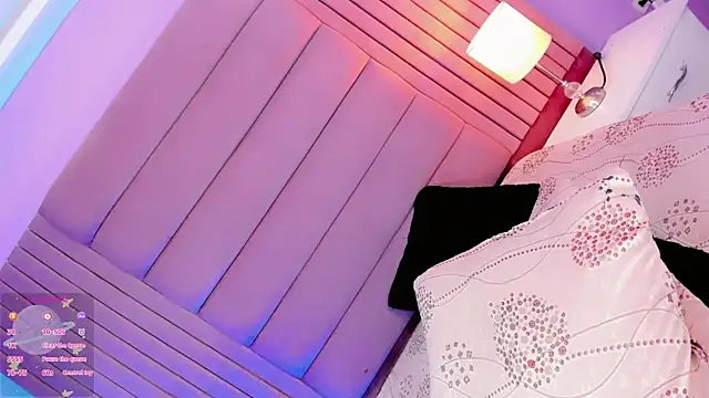 Snapshot of Baddinner chatting on 01-06-26, 01:26 Baddinner online show from 01-06-26, 01:26