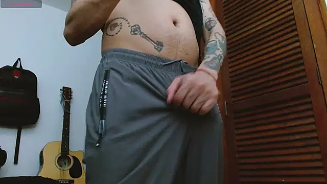 Snapshot of IaDoherty chatting on 10-19-25, 08:15 IaDoherty online show from 10-19-25, 08:15