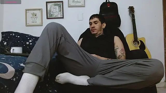 Snapshot of IaDoherty chatting on 10-20-25, 08:26 IaDoherty online show from 10-20-25, 08:26