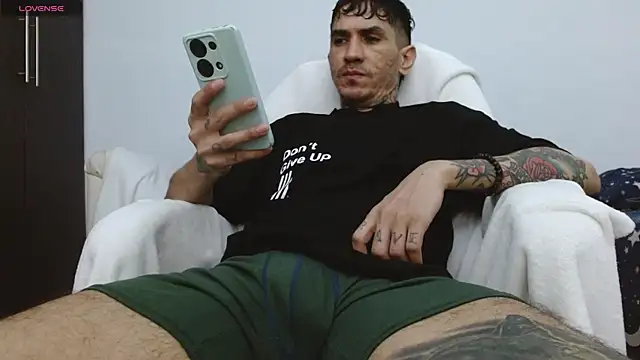 Snapshot of IaDoherty chatting on 11-22-25, 08:35 IaDoherty online show from 11-22-25, 08:35