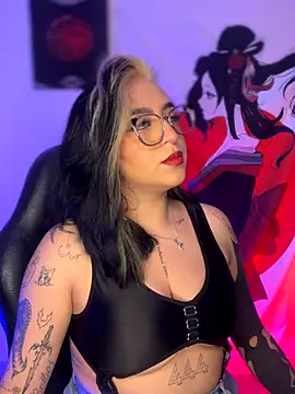 AnnikaMerliahh  online show from 10-26-25, 02:28