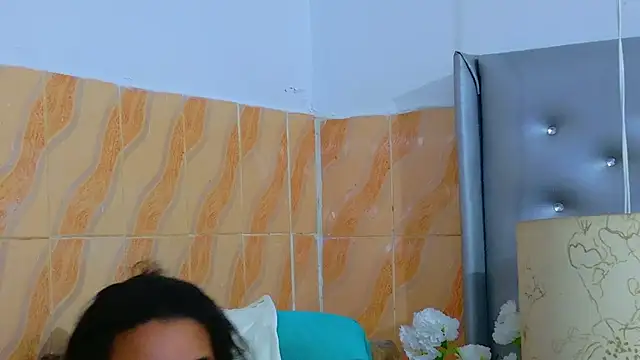EileenBenzon online show from 05-13-26, 04:10