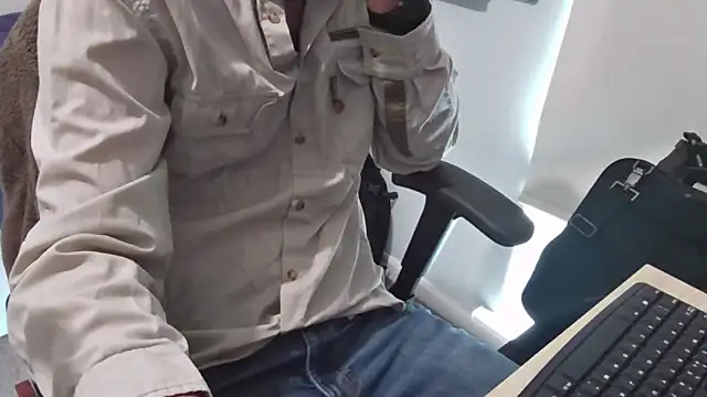 an4y8ot online show from 04-21-26, 08:53