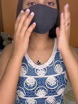 Snapshot of Black_baby chatting on 09-11-25, 06:13 Black baby online show from 09-11-25, 06:13