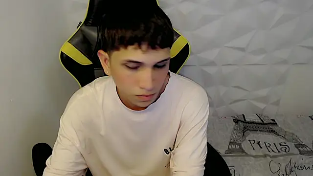 Brayan lopezz online show from 01-25-25, 12:47