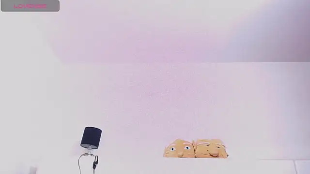 Snapshot of GREATNIPLES chatting on 02-17-25, 10:40 GREATNIPLES online show from 02-17-25, 10:40