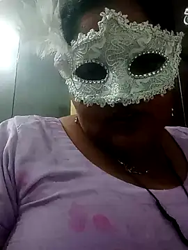 Snapshot of seemi_bhabhi chatting on 01-17-25, 05:53 seemi bhabhi online show from 01-17-25, 05:53