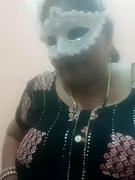 Snapshot of seemi_bhabhi chatting on 01-27-25, 03:07 seemi bhabhi online show from 01-27-25, 03:07