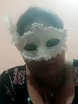 Snapshot of seemi_bhabhi chatting on 03-01-25, 04:54 seemi bhabhi online show from 03-01-25, 04:54