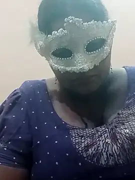 Snapshot of seemi_bhabhi chatting on 03-13-25, 08:54 seemi bhabhi online show from 03-13-25, 08:54