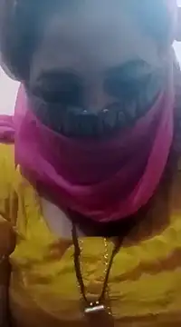 Snapshot of seemi_bhabhi chatting on 03-15-25, 01:41 seemi bhabhi online show from 03-15-25, 01:41