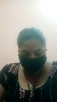 Snapshot of seemi_bhabhi chatting on 03-17-25, 04:11 seemi bhabhi online show from 03-17-25, 04:11