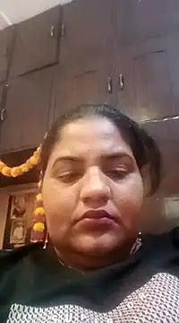 Snapshot of seemi_bhabhi chatting on 03-23-25, 06:16 seemi bhabhi online show from 03-23-25, 06:16