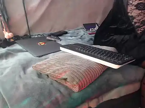 GoddessMonicaNylon online show from 10-10-25, 05:12