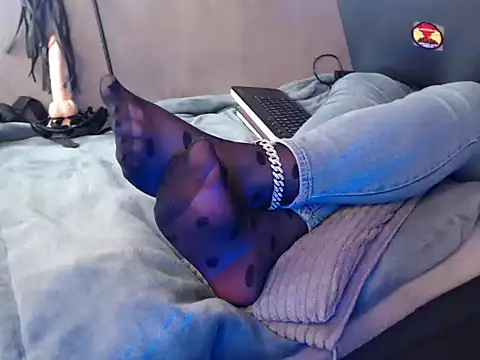 GoddessMonicaNylon online show from 10-31-25, 12:50