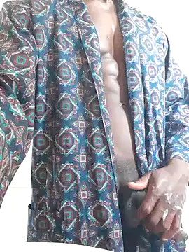 MIGHTY MAGNUM online show from 12-18-24, 10:51