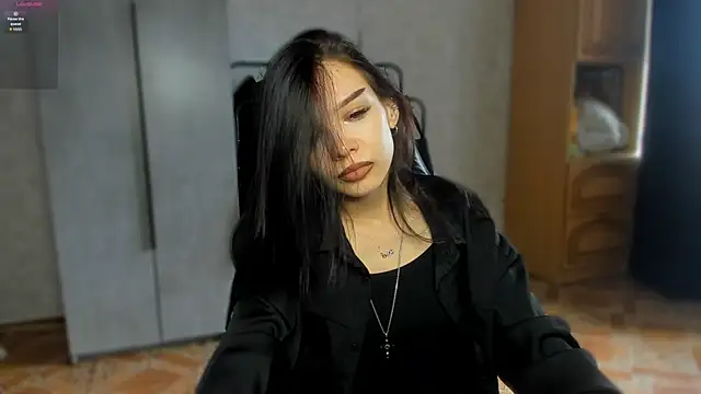 SweetyDeviliya online show from 04-27-26, 06:44