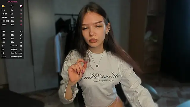 SweetyDeviliya online show from 06-20-26, 01:14